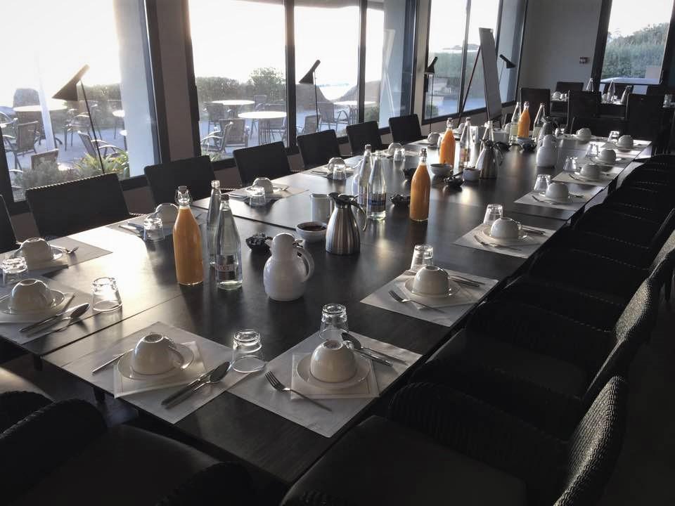 Logis Hotel & Restaurant Les Mouettes - Larmor Plage, Proche De Lorient מראה חיצוני תמונה