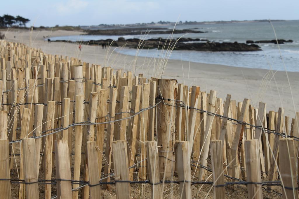 Logis Hotel & Restaurant Les Mouettes - Larmor Plage, Proche De Lorient מראה חיצוני תמונה